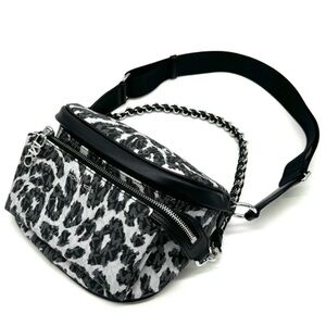 Michael Kors Medium Slater Sling Pack Chain Messenger Crossbody Bag Black
Multi